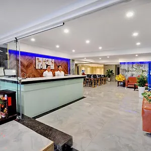 Hotel Golden Lotus