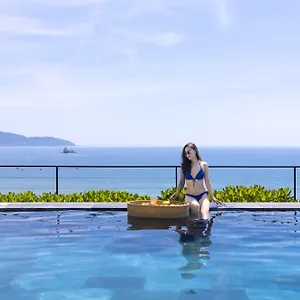 Отель Jbay Beachfront Boutique