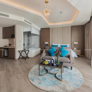 Hotel The Empyrean